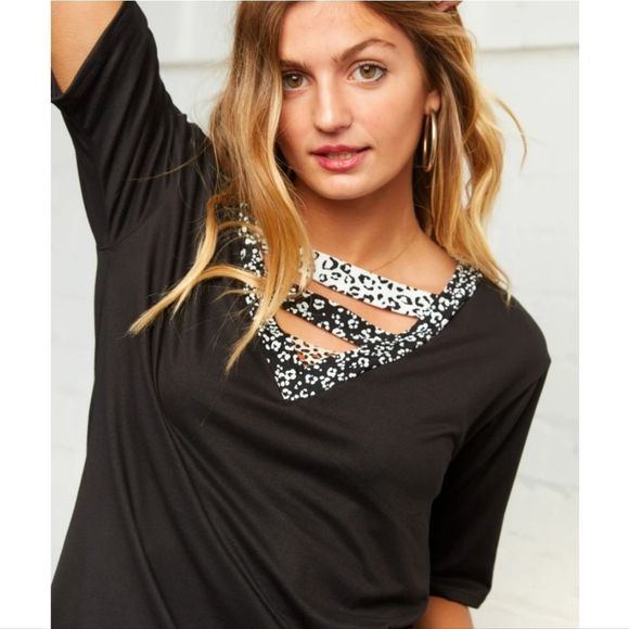Black Top With Animal Print Detail - Picture 7 of 7